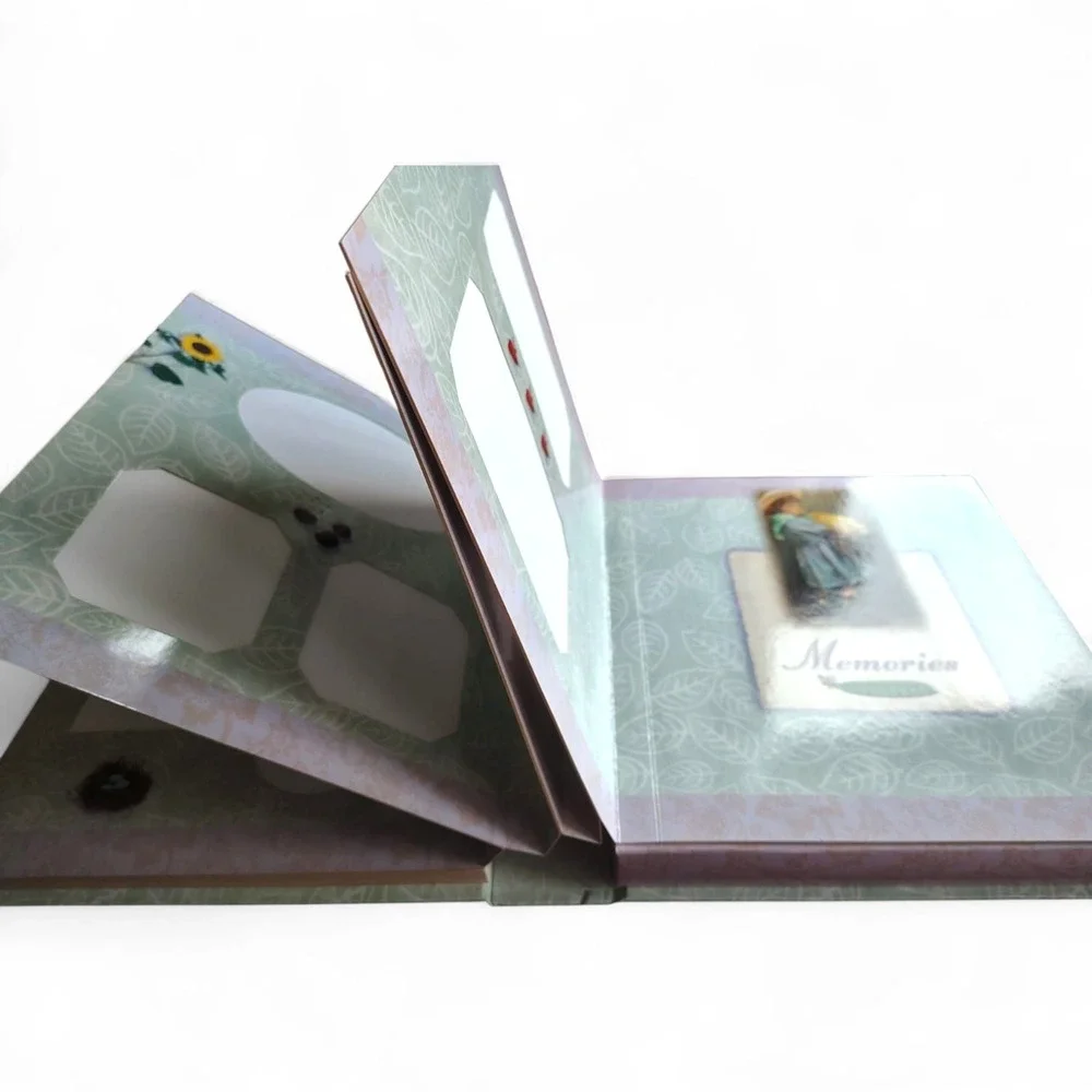 Vtg 1999 Peggy Lindt Family Memories Photo Book & Collectible Keepsake Box
